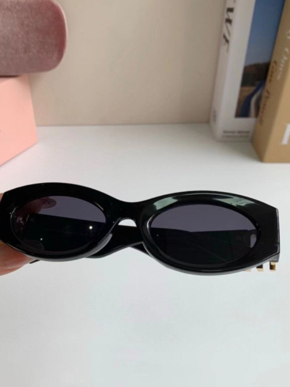 Miu Miu New Arrival Sunglasses – Unisex Chic UV Protection Fashion Eyewear, Prem - Picture 7 of 8